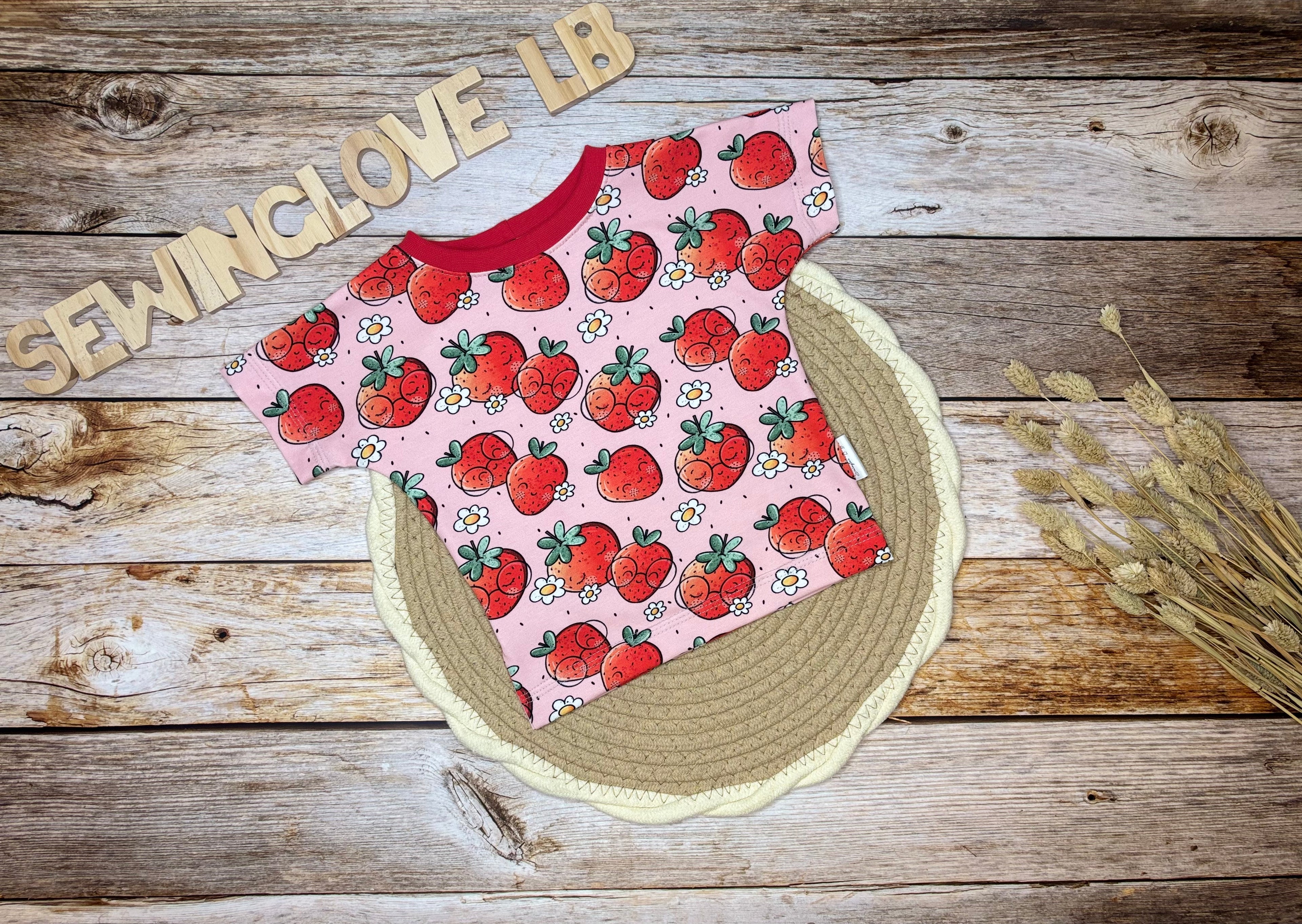 T-Shirt Nerdie Strawberries